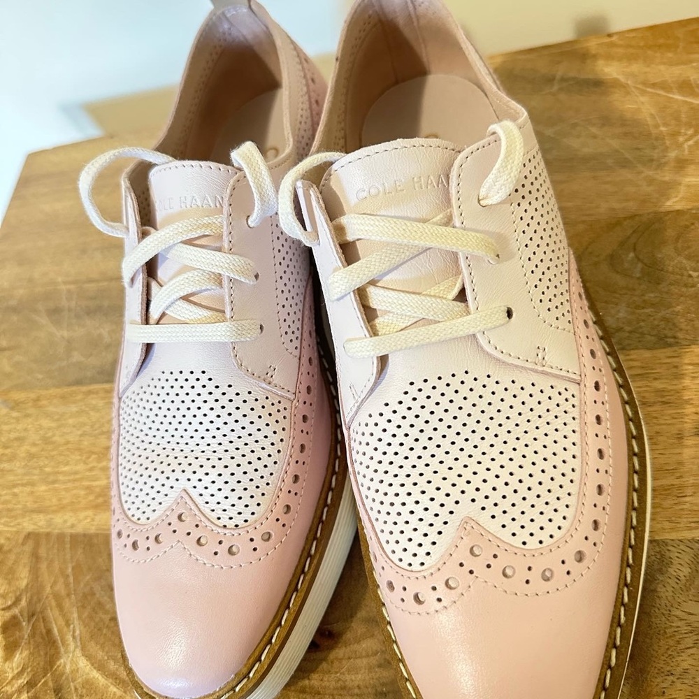 Cole Haan Women's ØriginalGrand Platform Wingtip Oxford